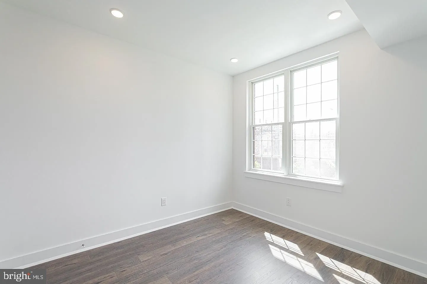 1 bed, 1.0 bath, 515 sqft, $1,672 — Photo 4
