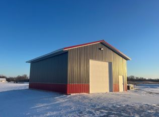 16502 10th St NE UNIT 2, New London, MN 56273