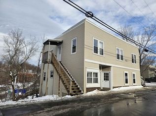 29 Caswell Ave, Newport, VT 05830