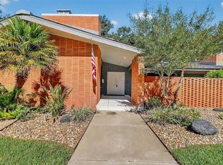 1813 Clare Dr, Alice, TX 78332