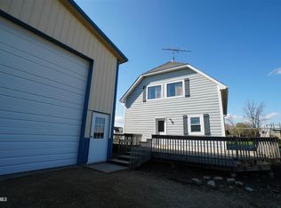 9632 E Parker Rd, Stockton, IL 61085