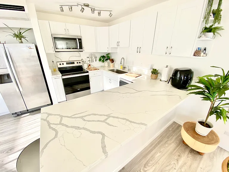 1025 Wilder Ave #9A — Photo 14