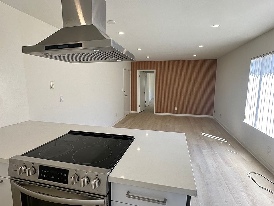 1st image of 8223 Blackburn Ave APT 202