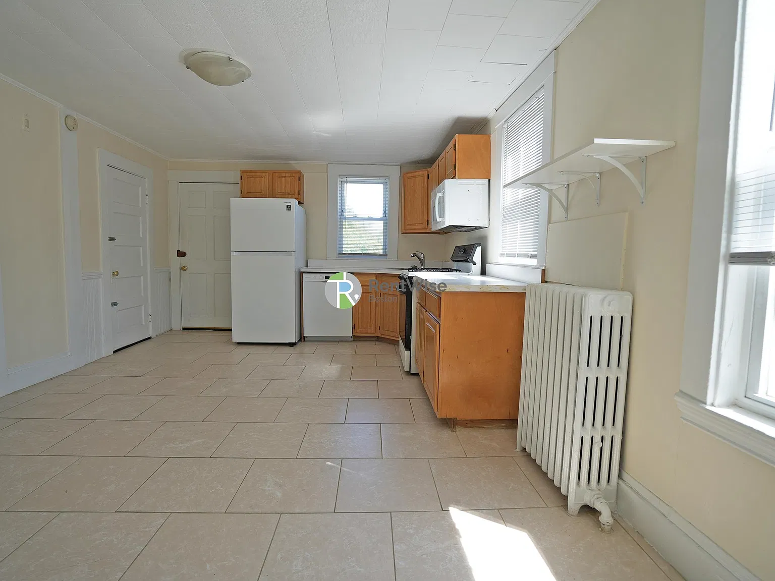 3 bed, 1.0 bath, $2,695 — Photo 4