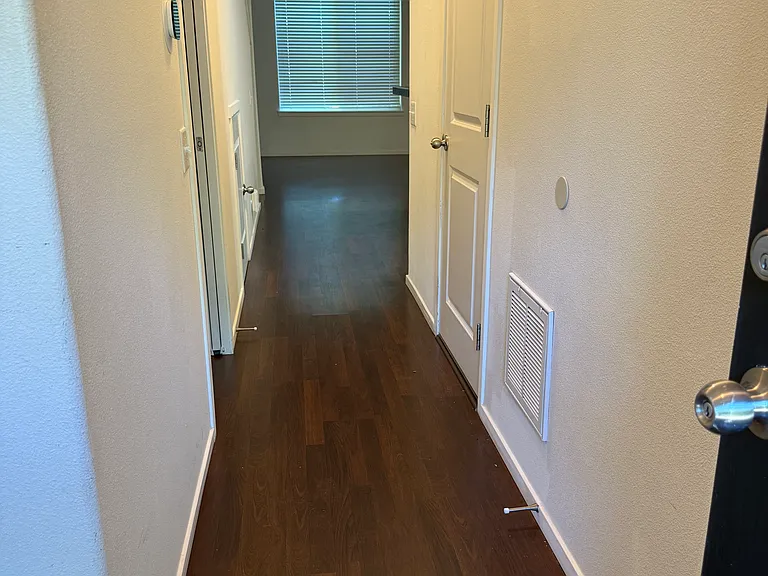 2218 NW Redelfs Way — Photo 5