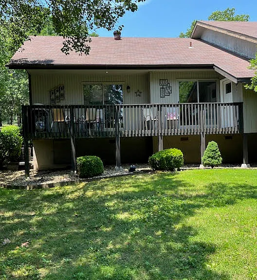 19 Lunsford Ln — Photo 26
