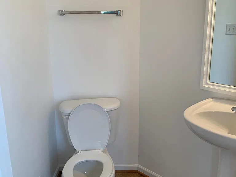 61 Quartz Rd — Photo 10