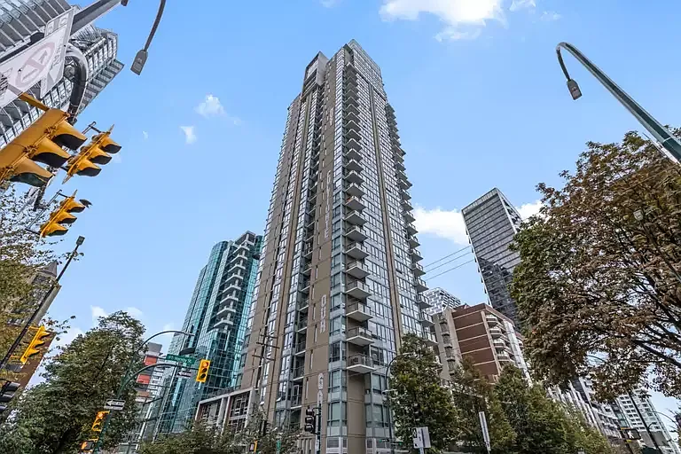 1308 Hornby St #2403A photo 1