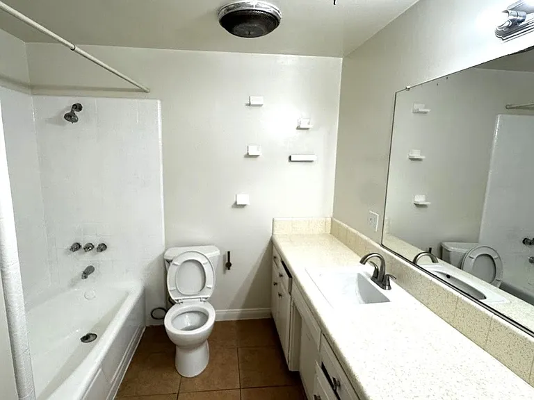 515 Fairview Ave — Photo 13