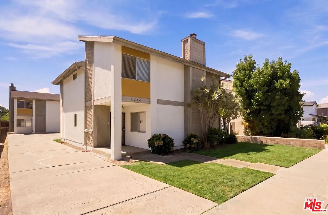 3 bed, 2.0 bath, 2037 sqft, $6,500 — Photo 1