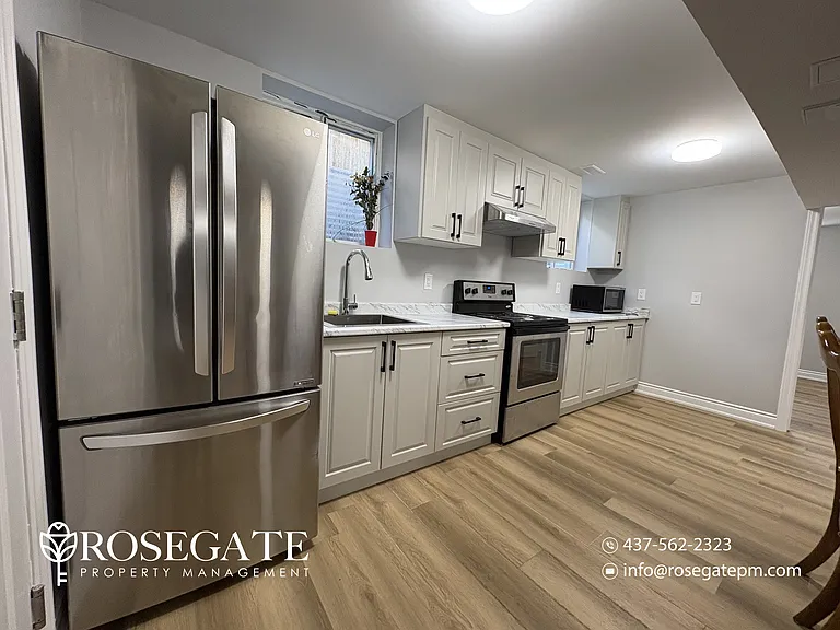 23 Woodland Dr #2 — Photo 2