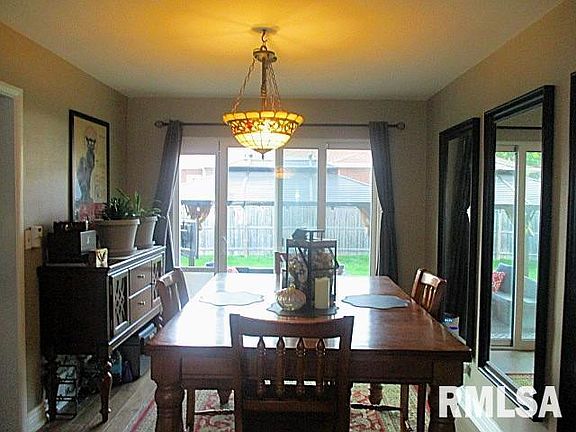 5th image of 1811 W Lamont Ave