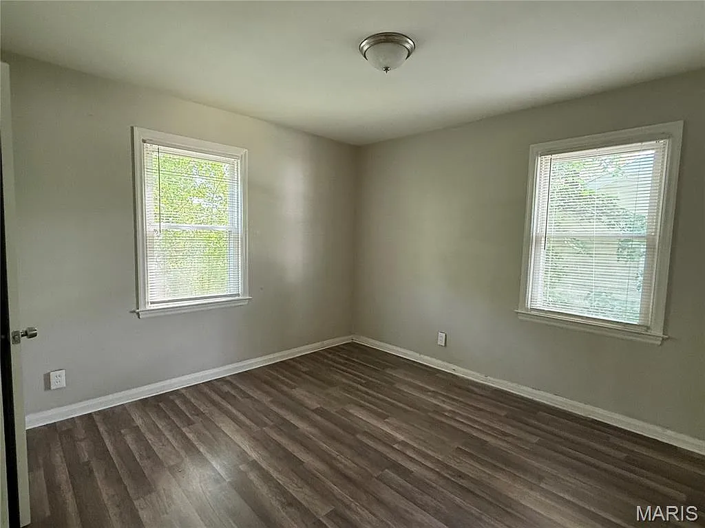 3 bed, 1.0 bath, 792 sqft, $1,400 — Photo 4