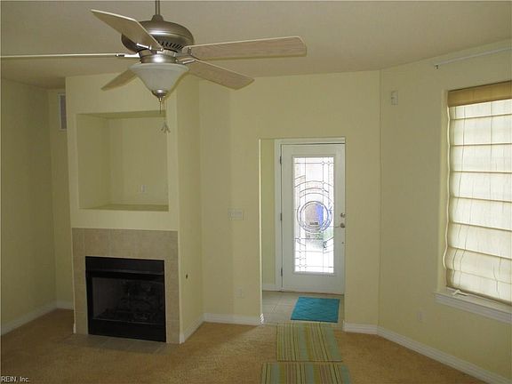 4th image of 964 W Ocean View Ave
