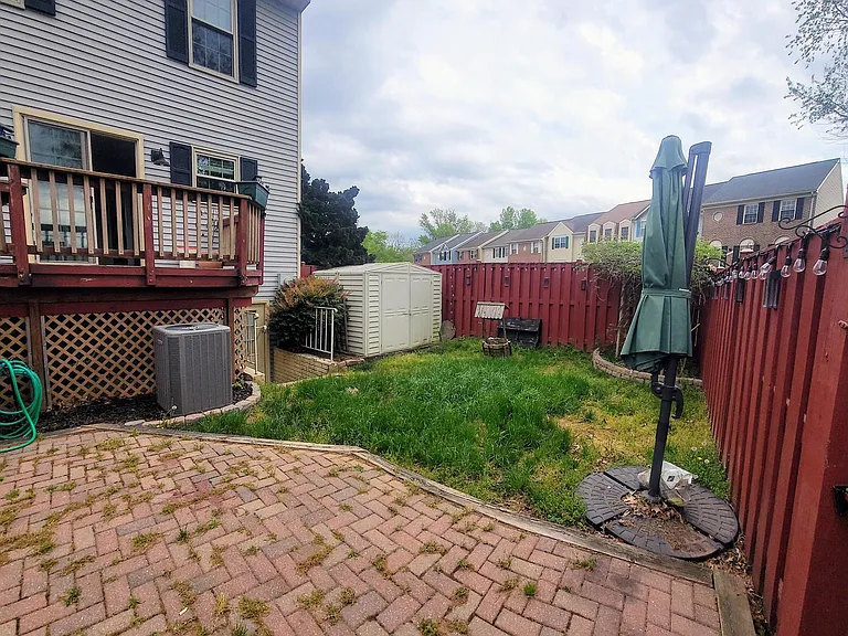 8949 Princeton Park Dr — Photo 22