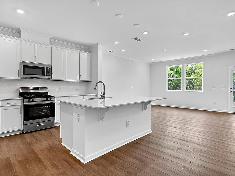 2934 Hickory Field Dr — Photo 19