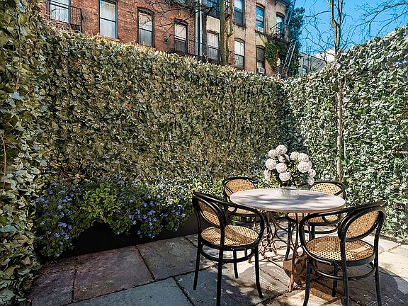 4th image of 436 W 47th St APT 1B