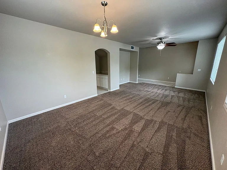 1249 N Julieann Ct — Photo 34