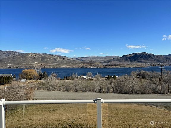 5th image of 6 Lakevue Heights Drive