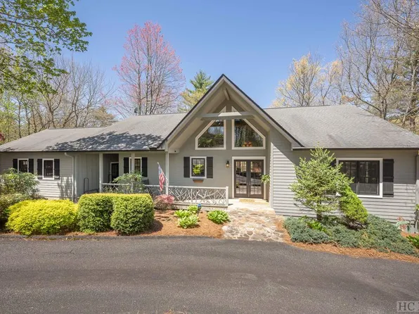 213 Woods Summit Lane, Cashiers, NC 28717