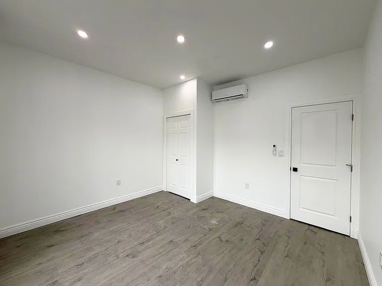 1574 Eastern Pkwy #1 — Photo 12