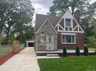 17601 Patton St, Detroit, MI 48219