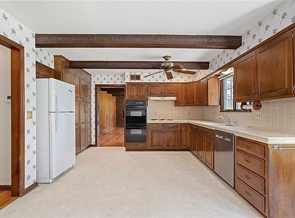 3rd image of 9414 Jarboe St