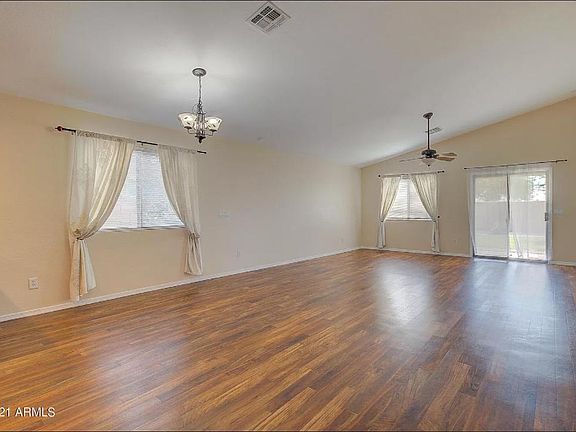 4th image of 2154 N Wildflower Ln