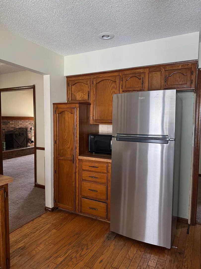 3 Bed | 3 Bath | 2 Car Garage Home in Blue Springs — Photo 4