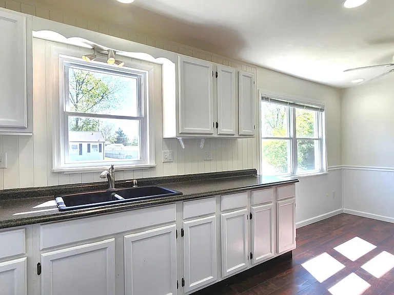 5 Glenwood Dr — Photo 14