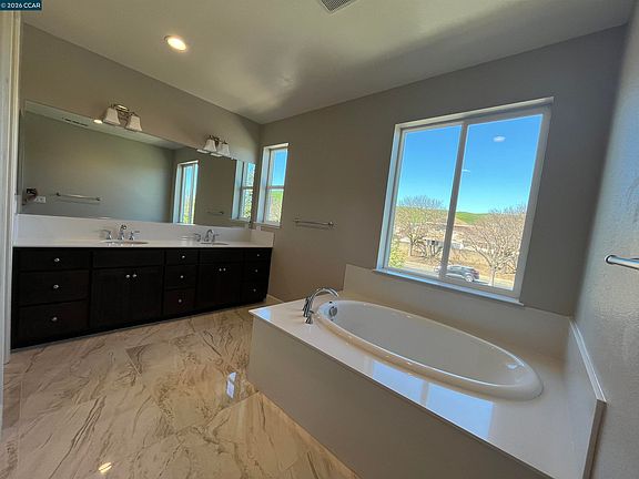 4th image of 4805 Dolce Ct