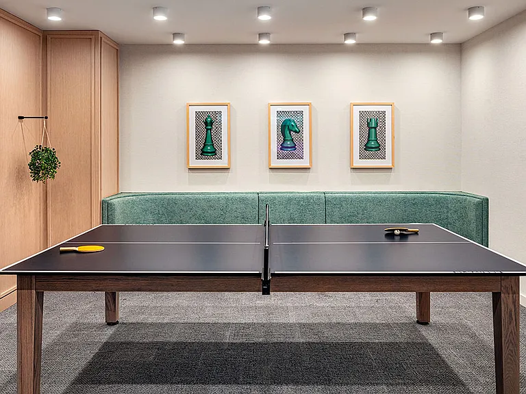 Resident Lounge and Billiards