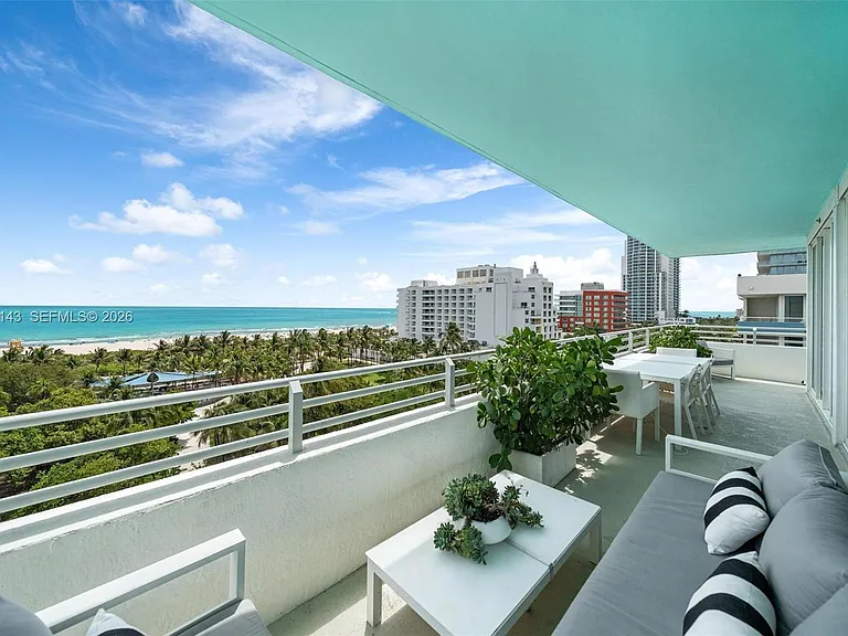 226 Ocean Dr #8F — Photo 29