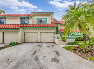 13 Lexington Ln E APT F, Palm Beach Gardens, FL 33418