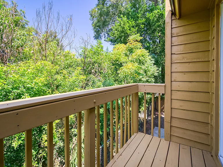 1304 E Magnolia Cir #1306 — Photo 32
