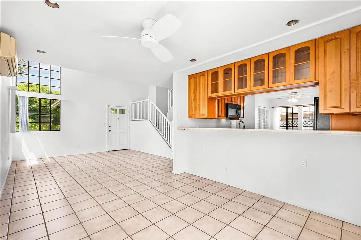 3 bed, 1566 sqft, $3,200 — Photo 4