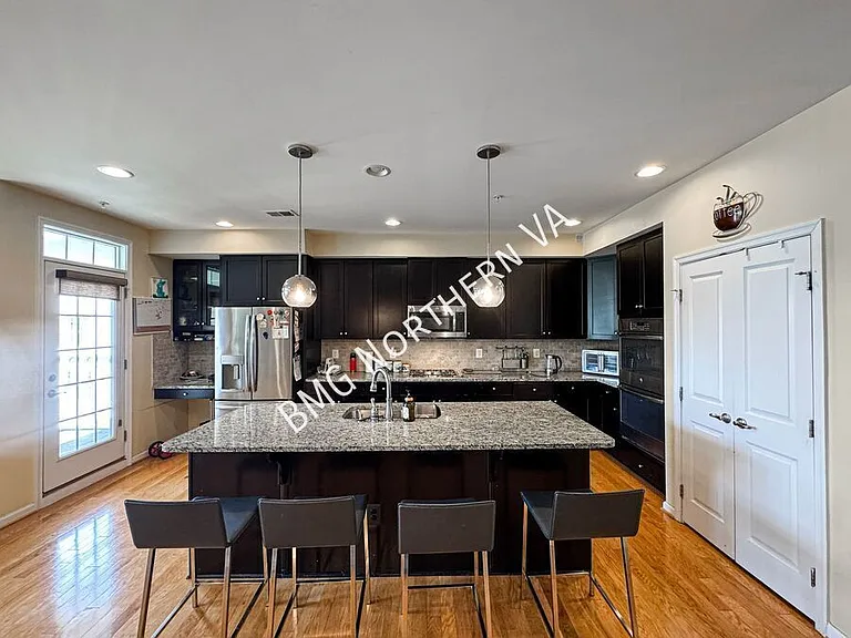 3190 Yeager Dr — Photo 8