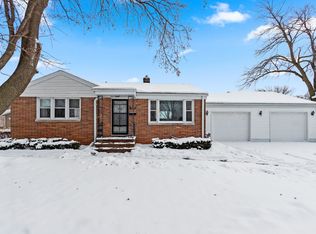 743 John St, Green Bay, WI 54302