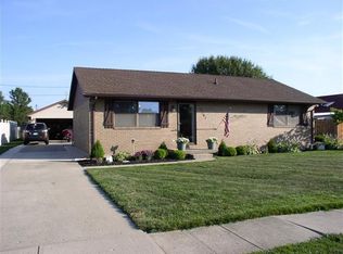 1707 Delmar Dr, Springfield, OH 45503