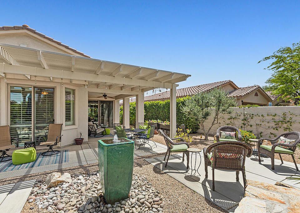 1st image of 40899 Calle Los Arboles