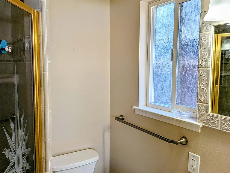 976 Trifone Dr — Photo 10