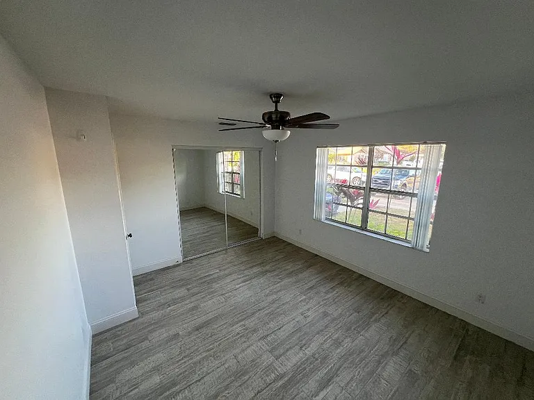 219 Bent Arrow Dr — Photo 6