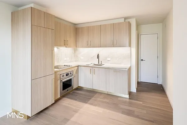 Rented by MNS Marketing | media 2