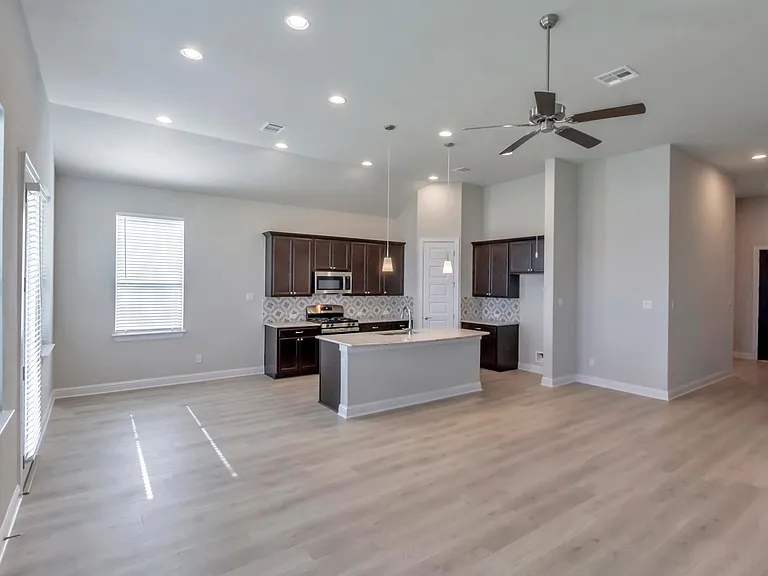 2140 Base Burner Path — Photo 14