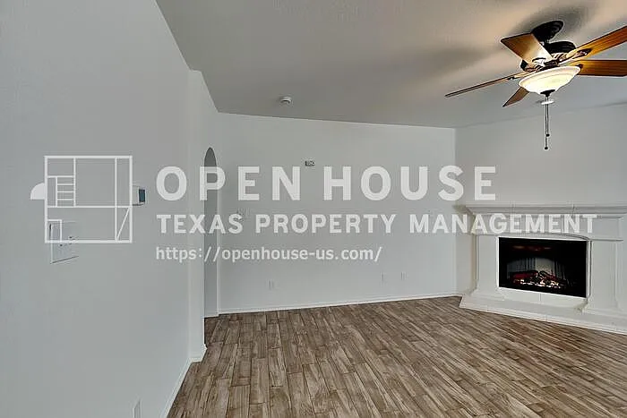 828 Pebblecreek Dr — Photo 21
