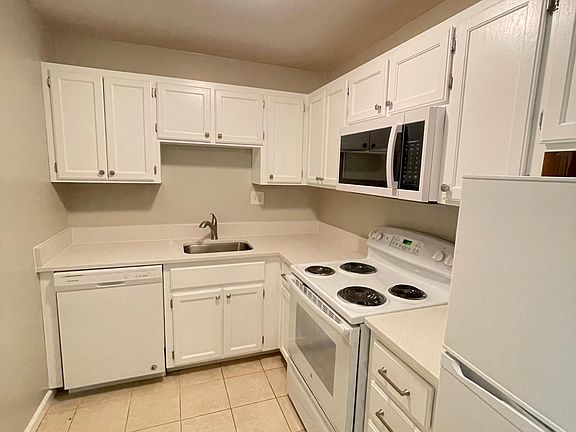 2nd image of 394 Jackson St APT 102