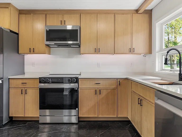 3544 Tulip Dr — Photo 24