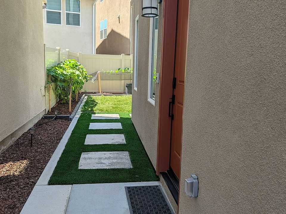 1st image of 12145 Carter Ln