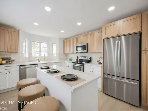 2701 Riley Oaks Ct, Las Vegas, NV 89108