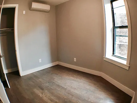 Rented by Lang Realty LLC | media 43